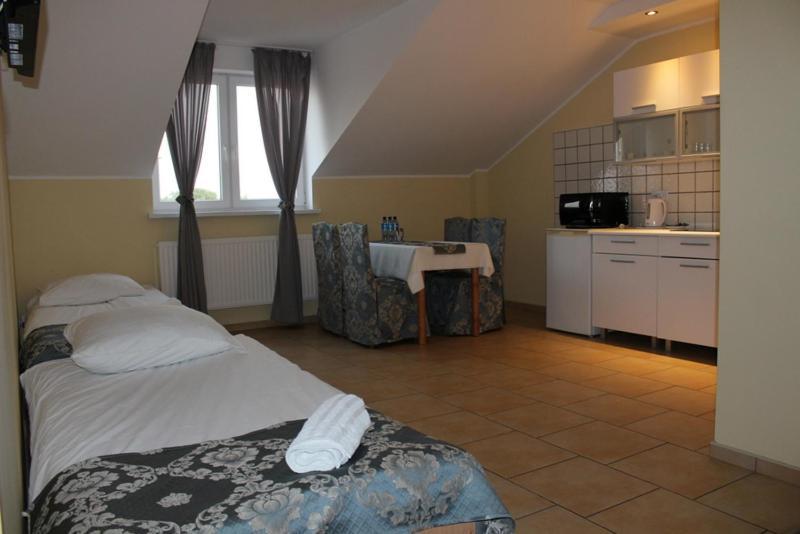 Restauracja Hotel Kassandra Września 外观 照片