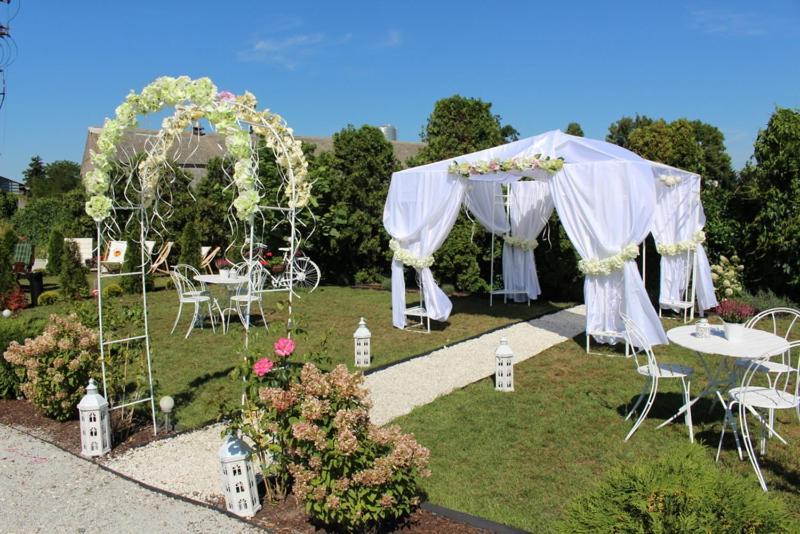 Restauracja Hotel Kassandra Września 外观 照片