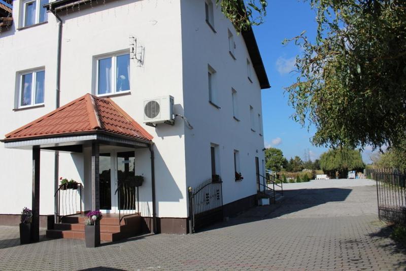 Restauracja Hotel Kassandra Września 外观 照片
