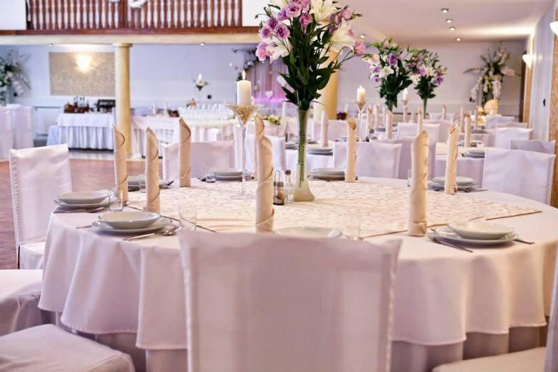 Restauracja Hotel Kassandra Września 外观 照片