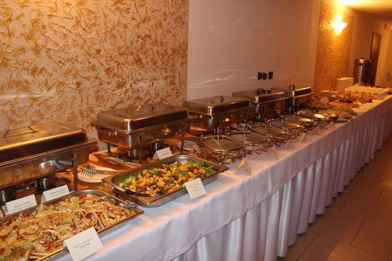 Restauracja Hotel Kassandra Września 外观 照片