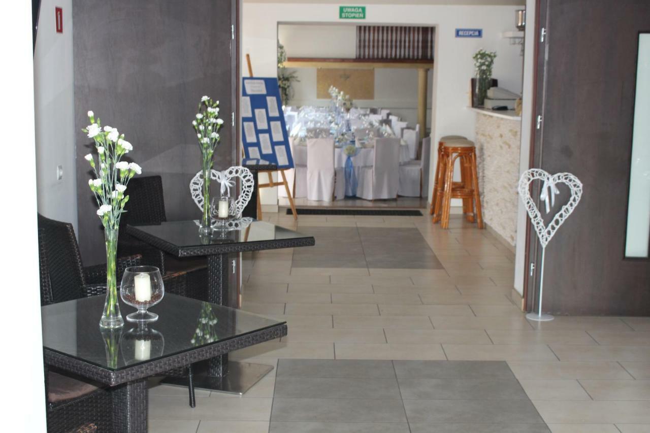 Restauracja Hotel Kassandra Września 外观 照片