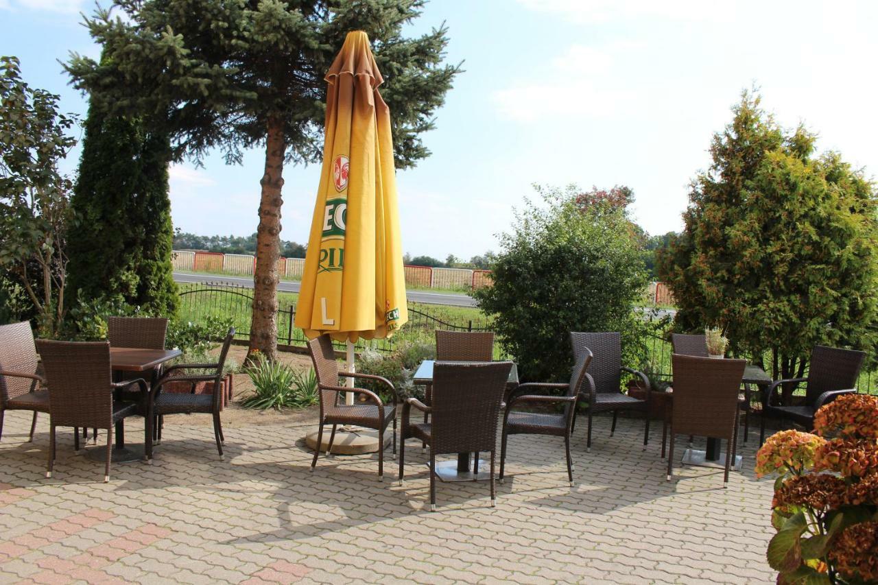 Restauracja Hotel Kassandra Września 外观 照片