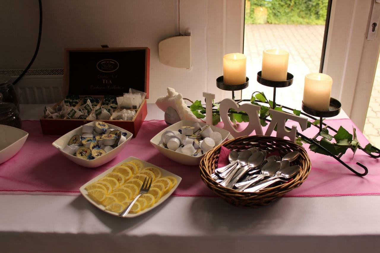 Restauracja Hotel Kassandra Września 外观 照片