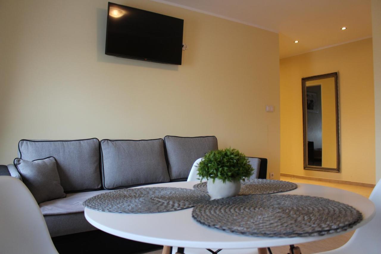 Restauracja Hotel Kassandra Września 外观 照片