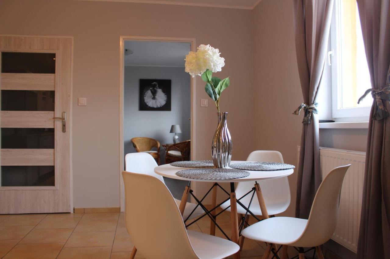 Restauracja Hotel Kassandra Września 外观 照片